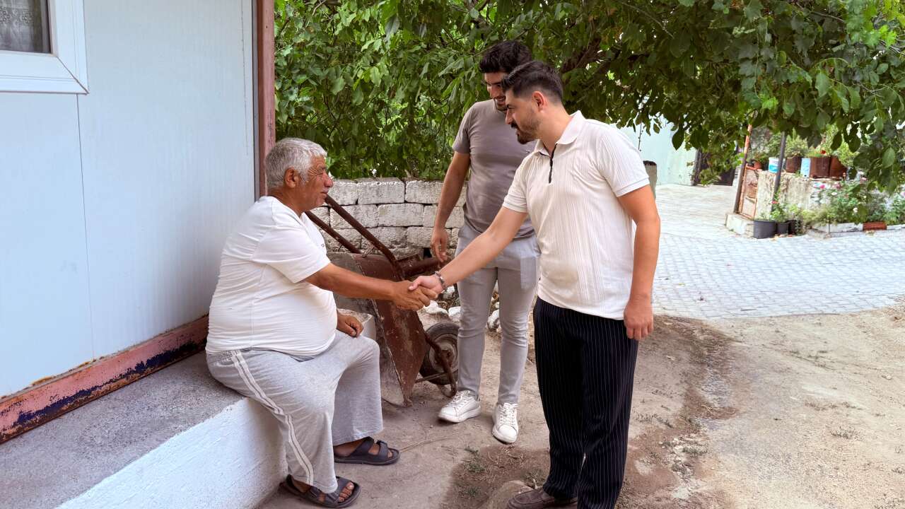 AK Parti Yatağan İlçe Teşkilatı Saha Çalışmalarını Şahinler Mahallesi'nde Sürdürdü 5